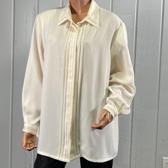 *Koret Women’s Beige Button Up Blouse Size 18W - Picture 3 of 9